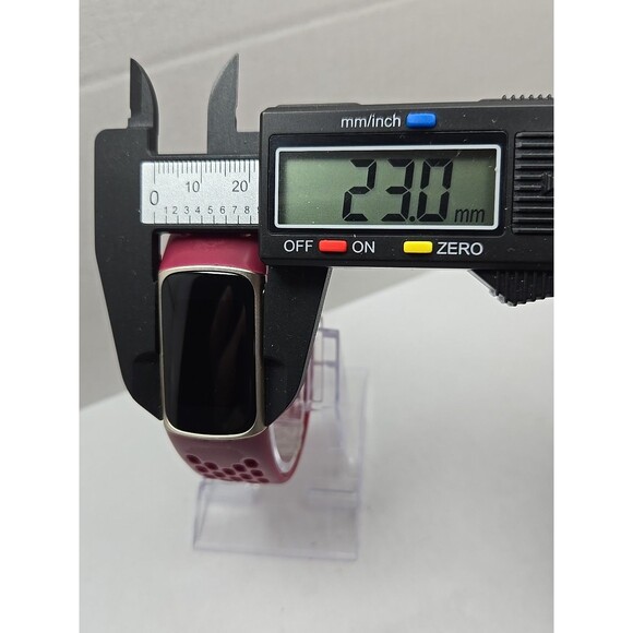 Fitbit Charge 5 Fitness Tracker GPS SpO2 Sleep Monitor Activity W/ Charger Watch - Picture 4 of 12